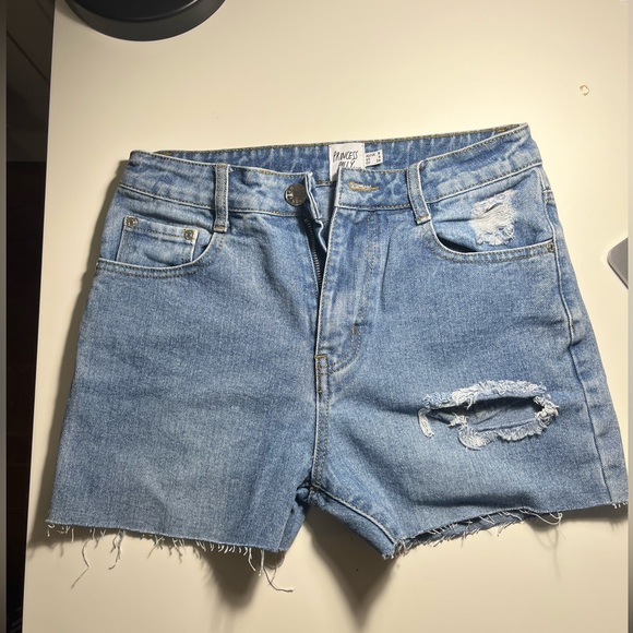 Princess Polly Shorts - Picture 1 of 3